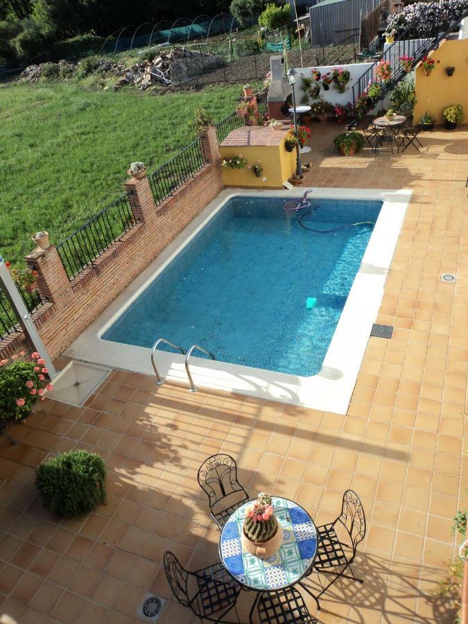 אל בוסקה Apartamentos Las Juanas מראה חיצוני תמונה